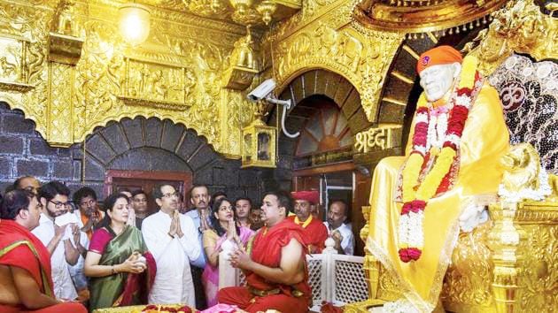 महाराष्ट्र राज्य के मुख्यमंत्री उद्धव ठाकरे ने कुछ दिन पहले राज्य में मंदिरों को खोलने को लेकर बयान दिया था. साथ ही महाराष्ट्र राज्य में मंदिर 7 अक्टूबर से खुलने वाले है.