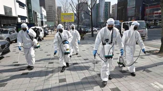 Coronavirus : फिर चीन बना दुनिया के लिए खतरा, 'ये' शहर हुआ लॉकडाउन, 40 लाख लोग घरों में कैद l Corona virus in China