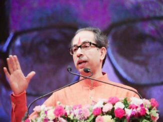 महाराष्‍ट्र के मुख्‍यमंत्री उद्धव ठाकरे ने वार्षिक दशहरा उत्सव को संबोधित करते हुए कहा क‍ि, हमारा आवाज दबाने वाला कभी पैदा नहीं होगा, हिम्मत है तो सरकार गिराकर दिखाओ l Shiv Sena Dussehra Rally 2021