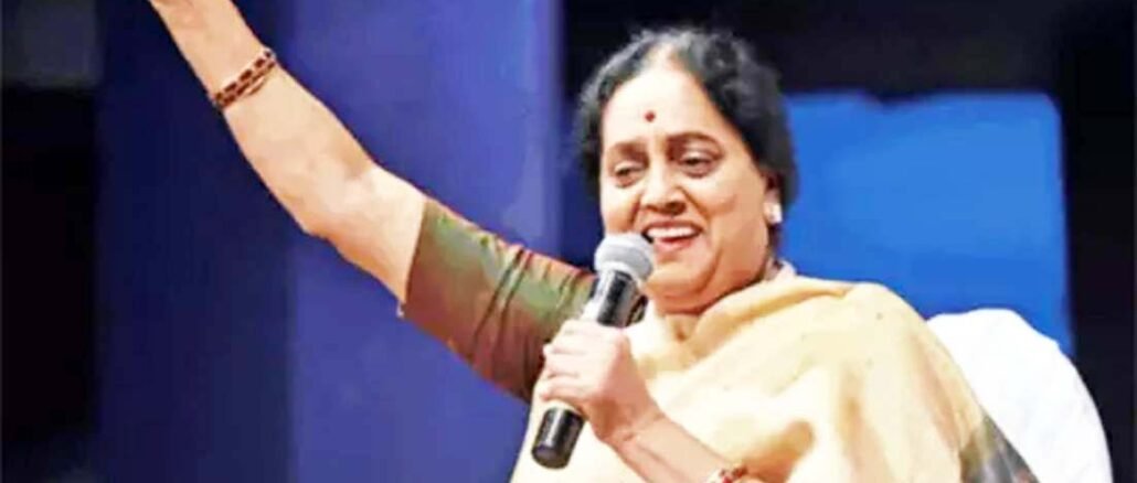 ज्येष्ठ गायिका आणि संगीत नाटक कलाकार कीर्ती शिलेदार यांचे आज निधन झाले आहे. त्या 70 वर्षांच्या होत्या l Kirti Shiledar has passes away Pune